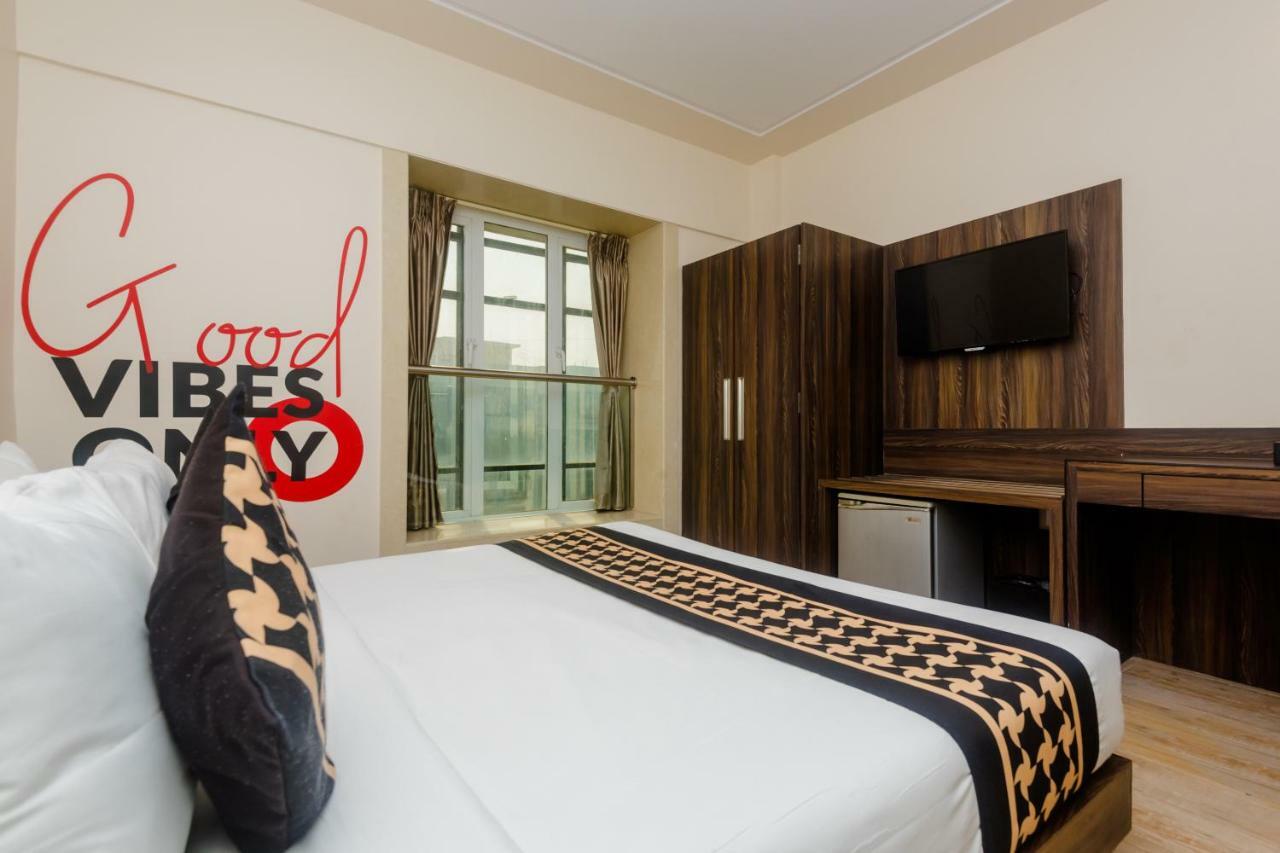 Mumbai House Hotel Juhu Extérieur photo