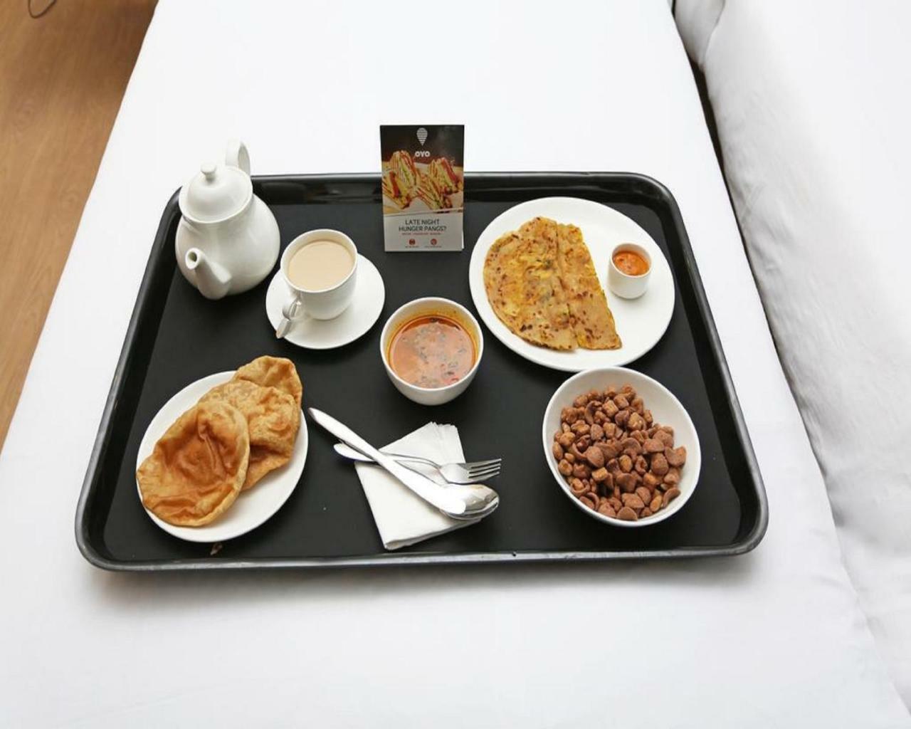 Mumbai House Hotel Juhu Extérieur photo