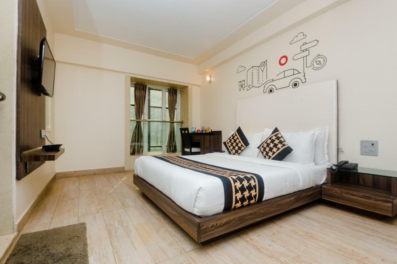Mumbai House Hotel Juhu Extérieur photo